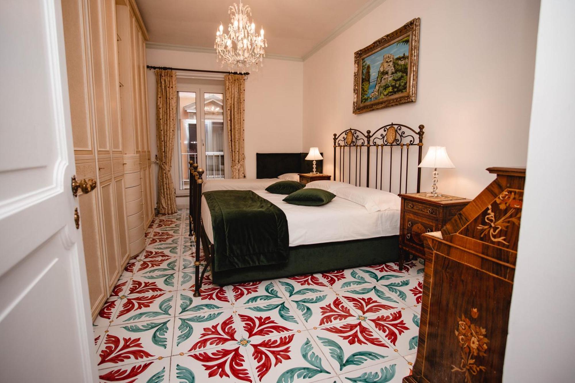 Готель Delfini Trevi House Рим Екстер'єр фото