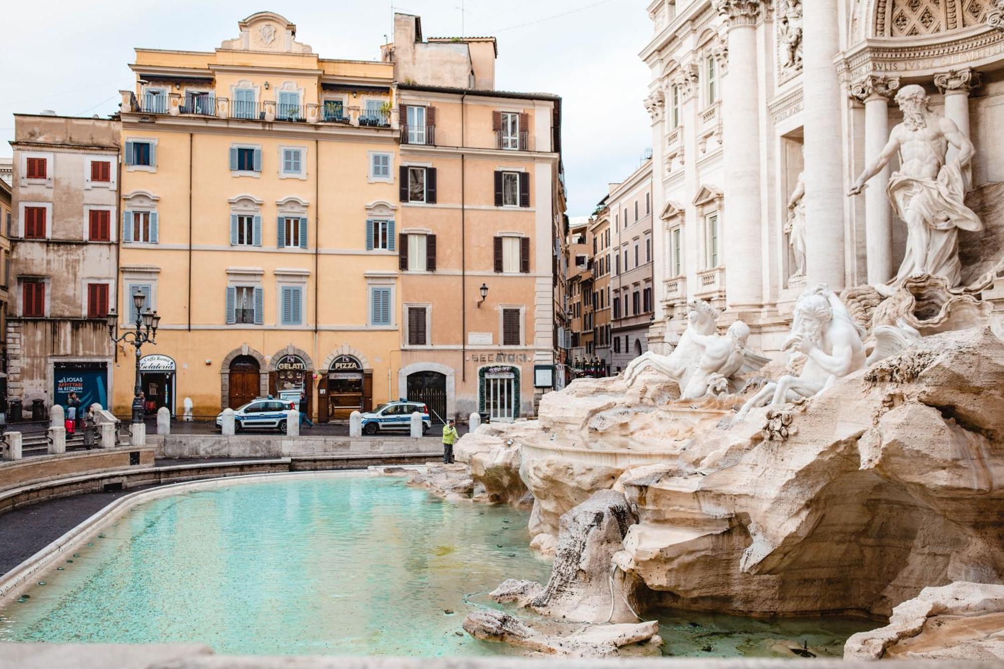 Готель Delfini Trevi House Рим Екстер'єр фото
